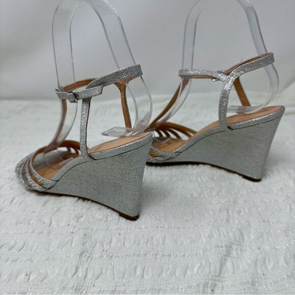 Badgley Mischka Sparkly Wedges- Size 6.5. - Picture 10 of 16